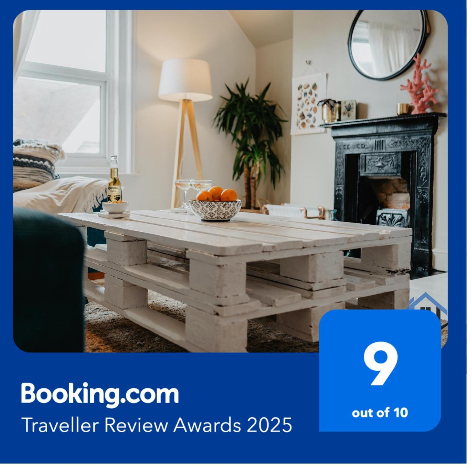 Indigo Snug - Gorgeous 2 Bed Flat In The Heart Of Apartment *